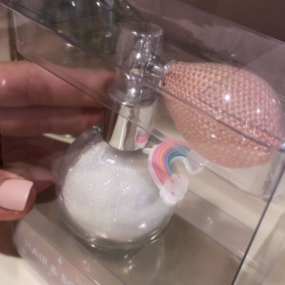 Hair and body shimmer - Picture 5 of 8